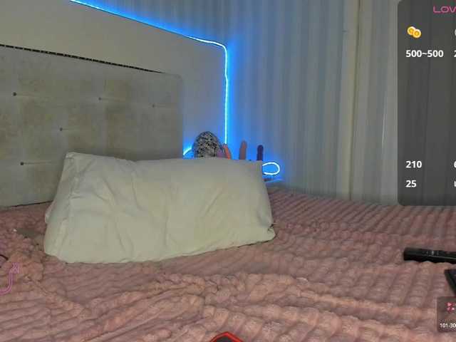 Solnushko1993's BongaCams show and profile