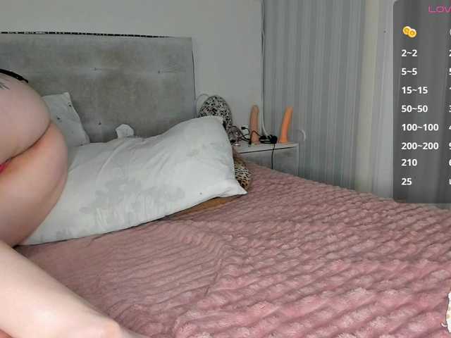 Solnushko1993's BongaCams show and profile