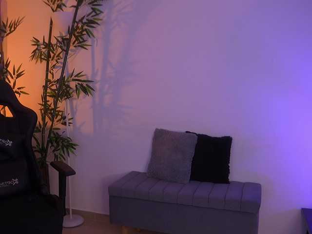 JessicaPratt's BongaCams show and profile