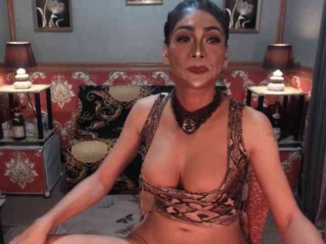 Diamondfox (27, Asian Trans Model) performing ass fucking.