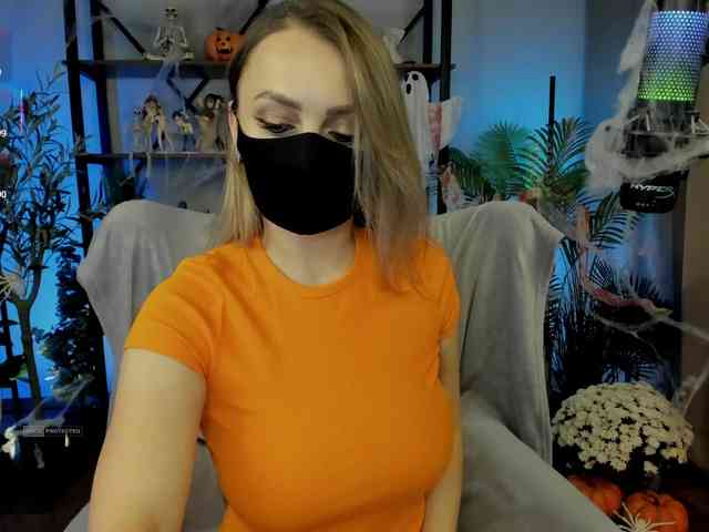 Careful_i_Bite webcam