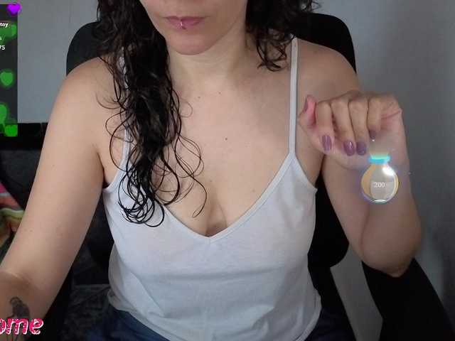 Giselle-moon from BongaCams is Freechat