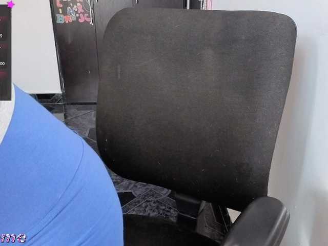 Giselle-moon live cam profile