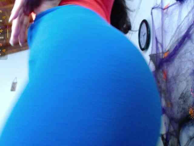 Giselle-moon webcam