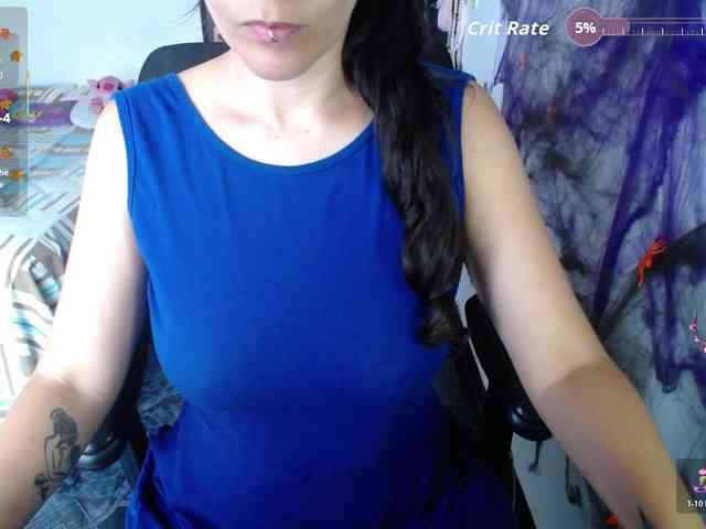 Giselle-moon webcam