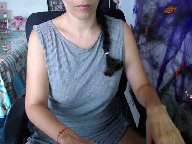 Giselle-moon bongacams