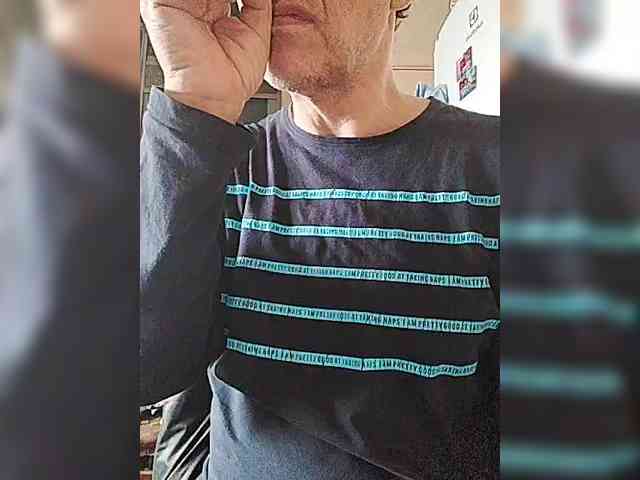 play-Bear Live Webcam on BongaCams