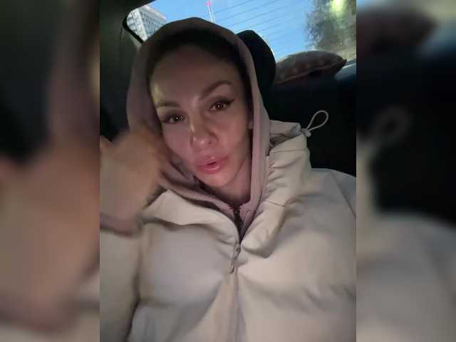 Julia93cherry from BongaCams