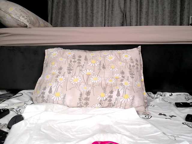 Wowsquirtx1's BongaCams show and profile