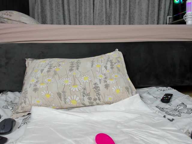 Wowsquirtx1's BongaCams show and profile