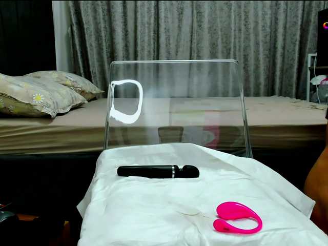 Wowsquirtx1 webcam
