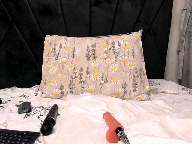 Wowsquirtx1 webcam