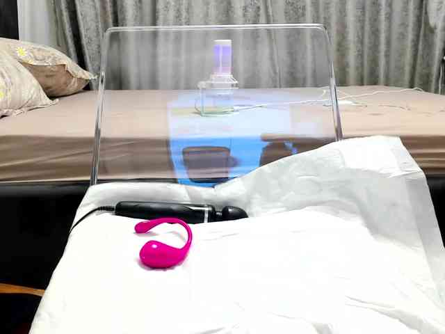 Wowsquirtx1 webcam
