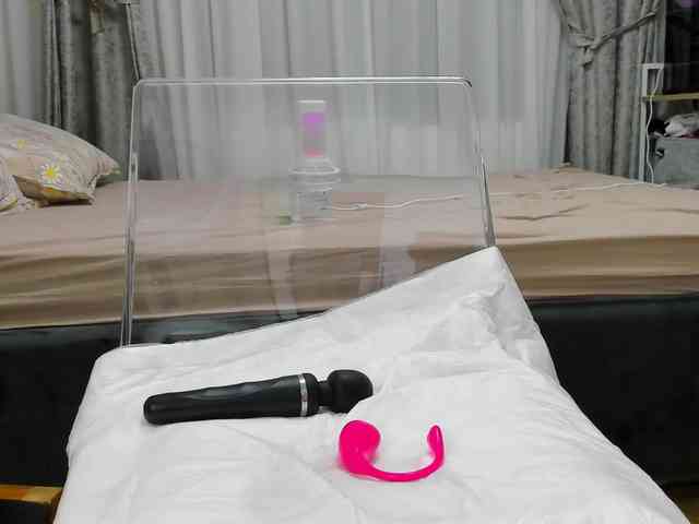 Wowsquirtx1 webcam