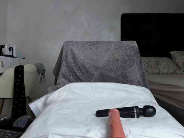 Wowsquirtx1 webcam