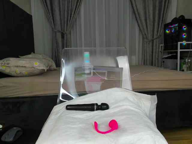 Wowsquirtx1 webcam