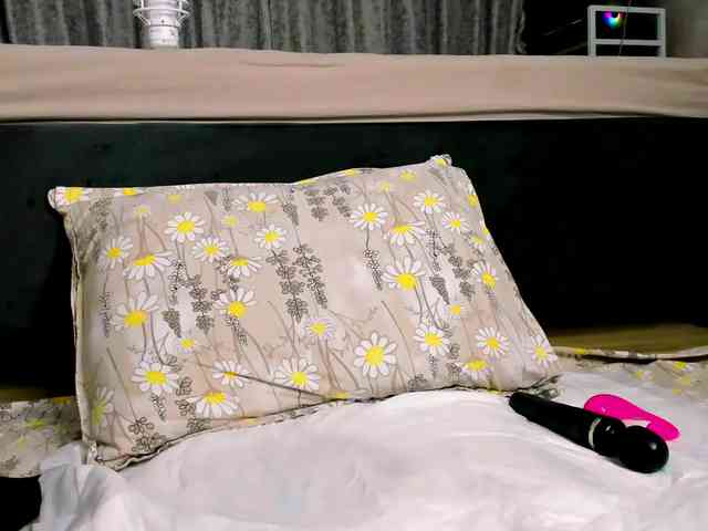 Wowsquirtx1 webcam