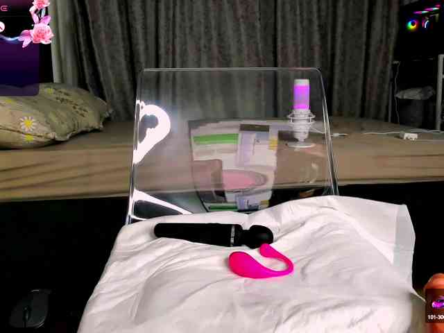 Wowsquirtx1 webcam