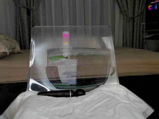 Wowsquirtx1 webcam