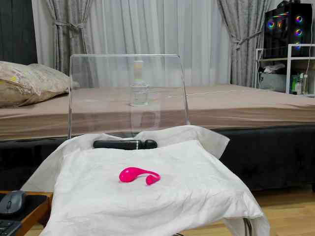 Wowsquirtx1 webcam