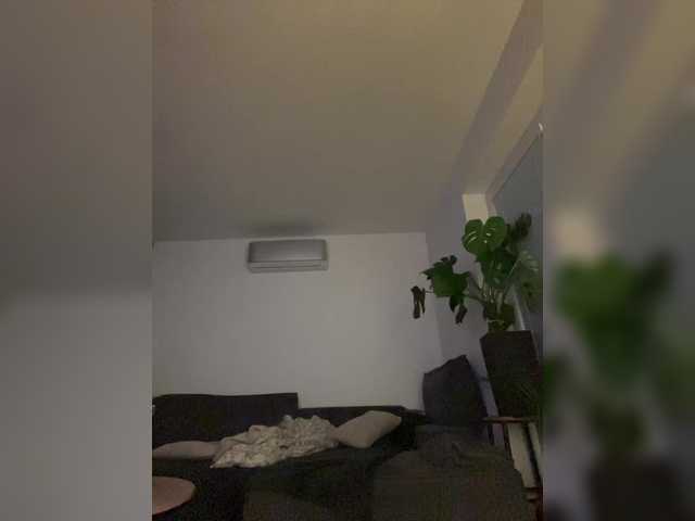 Isizzu-TOP's BongaCams show and profile