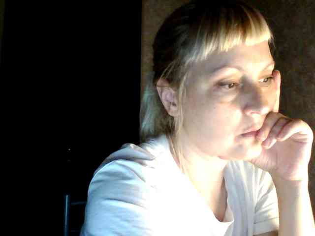 krisss2016 Live Webcam on BongaCams
