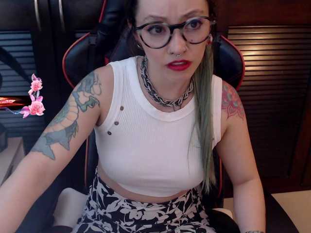 pink2019's BongaCams show and profile