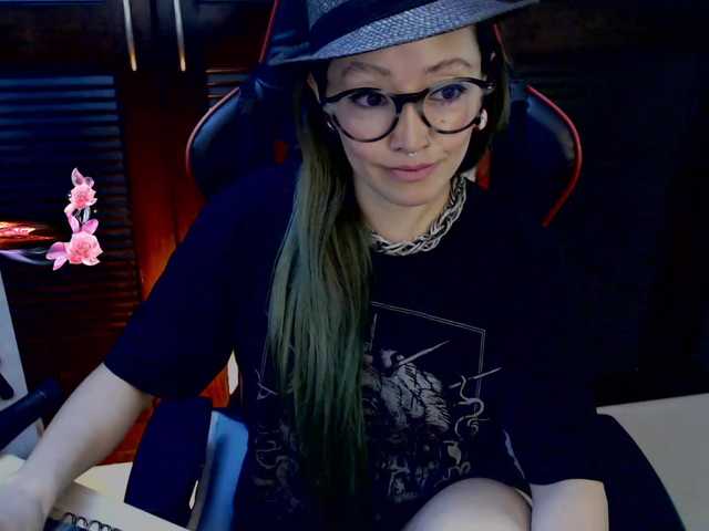 pink2019's BongaCams show and profile