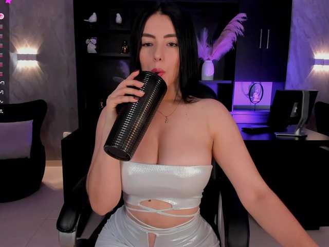 JennaOlson's BongaCams show and profile