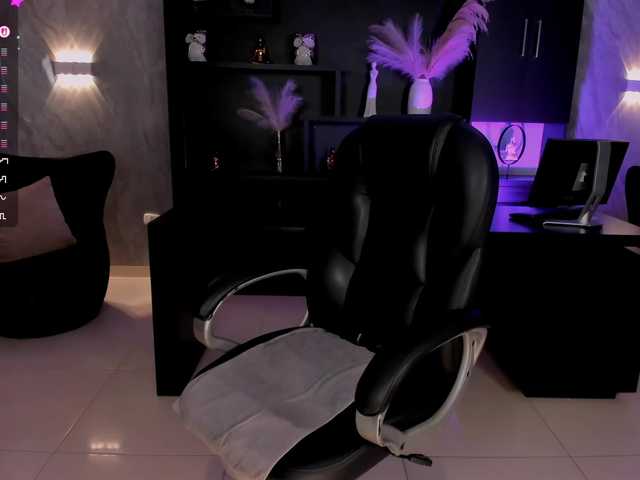 JennaOlson's BongaCams show and profile