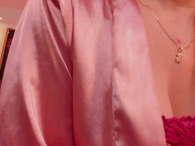 JennaOlson's BongaCams show and profile