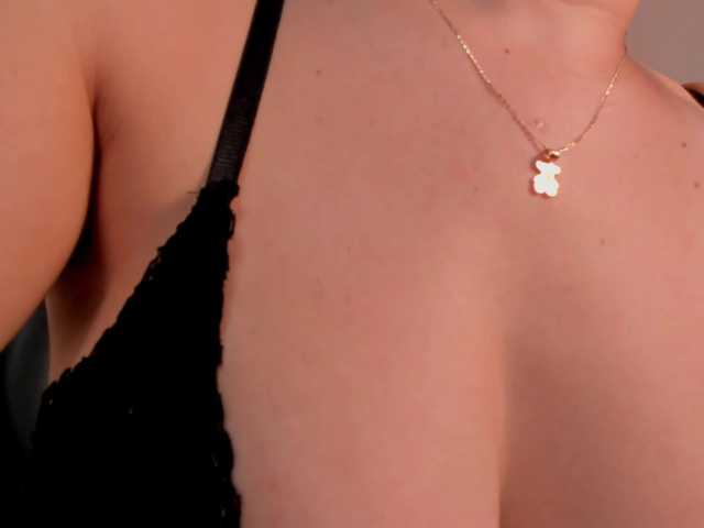 JennaOlson's BongaCams show and profile