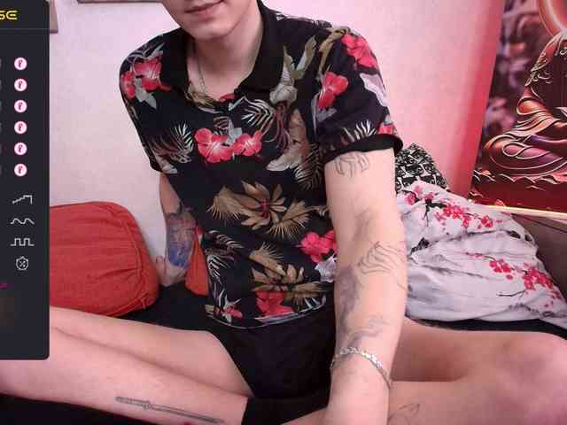 8Sugar8Stick8 Live Webcam on BongaCams