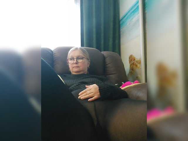 Adiline — Hello! We collect for vitamins. LOVENS from 3 tokens. FAVORITE VIBRATIONS 33 - random, 50-100-444-777 orgasm, 1111 strongest pulsation. If you don't like me, take care of yourself and move on!)