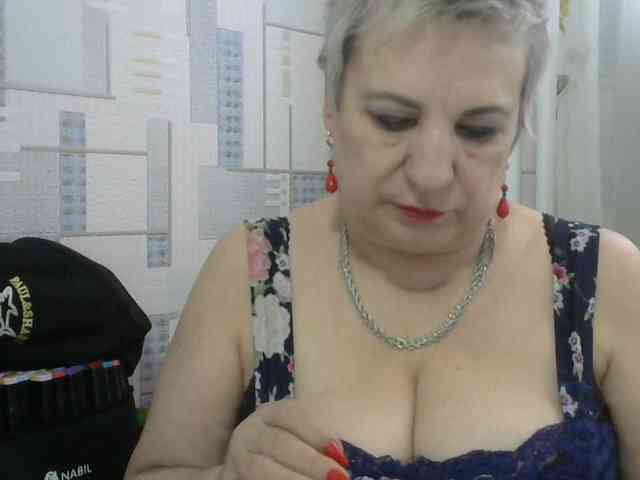 lara45 webcam