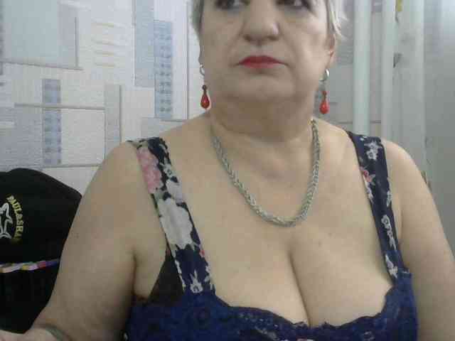 lara45 webcam
