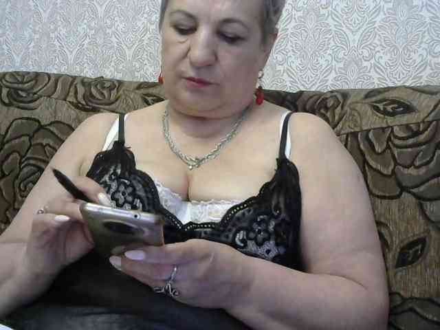 lara45 webcam