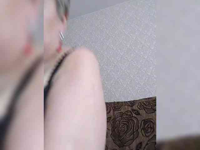 lara45 webcam