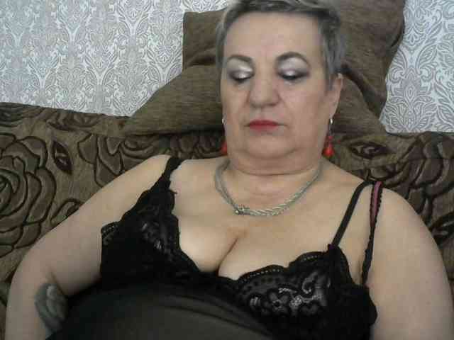 lara45 webcam