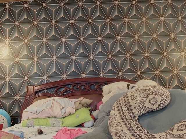 YummyMeily's BongaCams show and profile