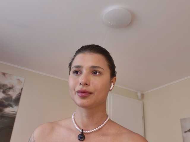 LennaGodess's BongaCams show and profile