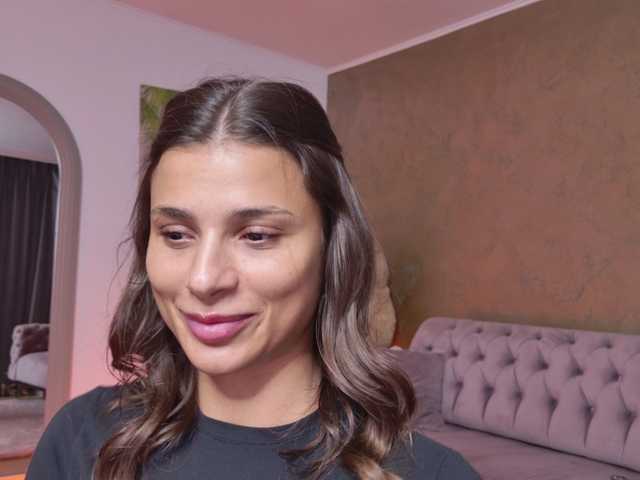 Sex chat gratuit in direct cu LennaGodess pe BongaCams