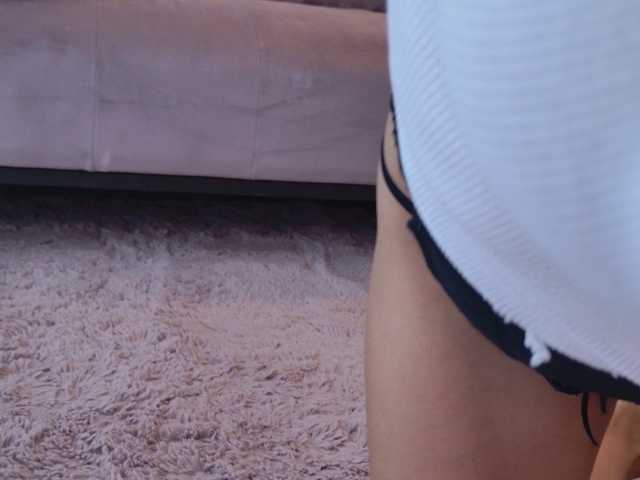 LennaGodess's BongaCams show and profile