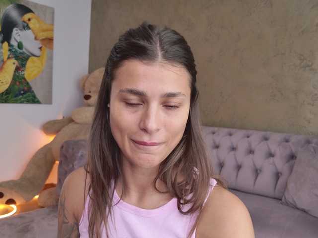 Sex chat gratuit in direct cu LennaGodess pe BongaCams