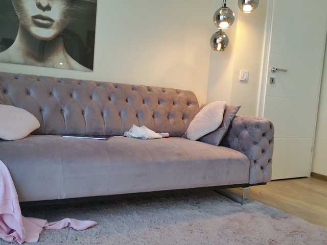 Sex chat gratuit in direct cu LennaGodess pe BongaCams