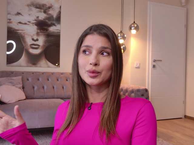 LennaGodess's BongaCams show and profile