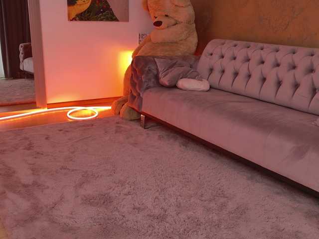 Sex chat gratuit in direct cu LennaGodess pe BongaCams