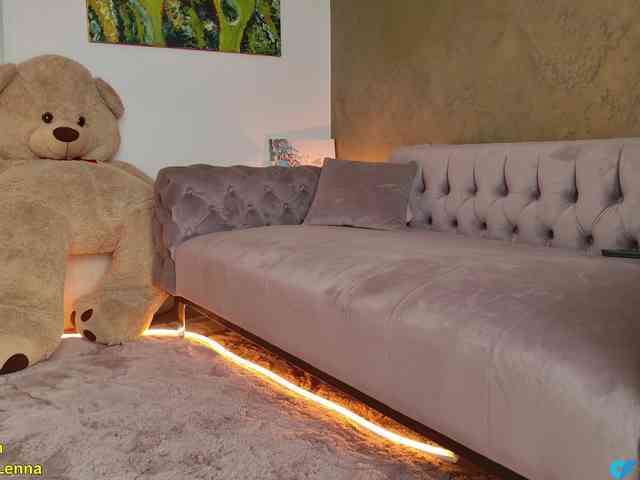 private live webcam LennaGodess