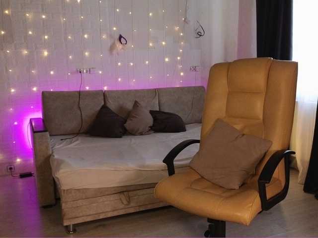 DanaSweet's BongaCams show and profile