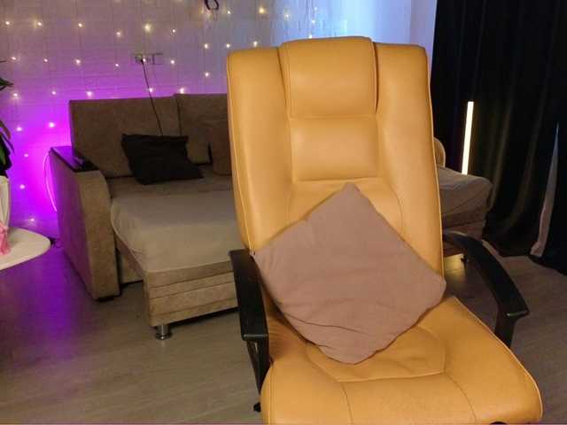 DanaSweet's BongaCams show and profile